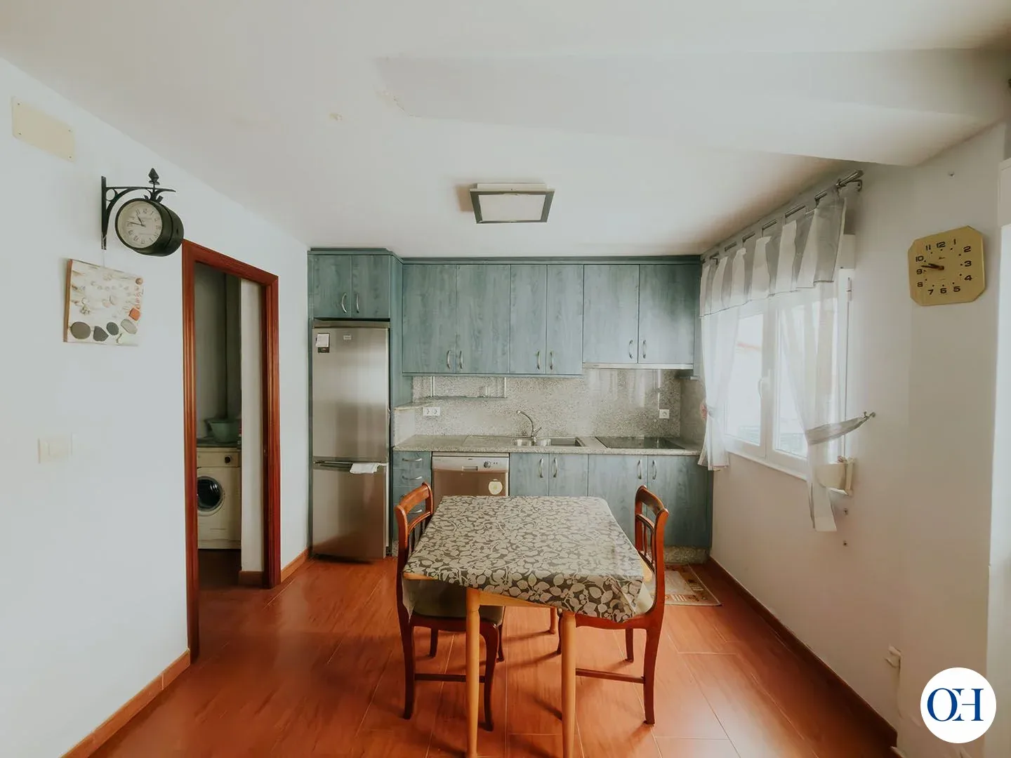 Casa en venta en el centro de Cariño con garaje y terraza